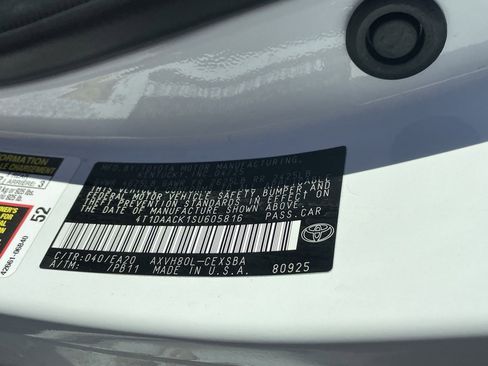 Used 2025 Toyota Camry SE image 8