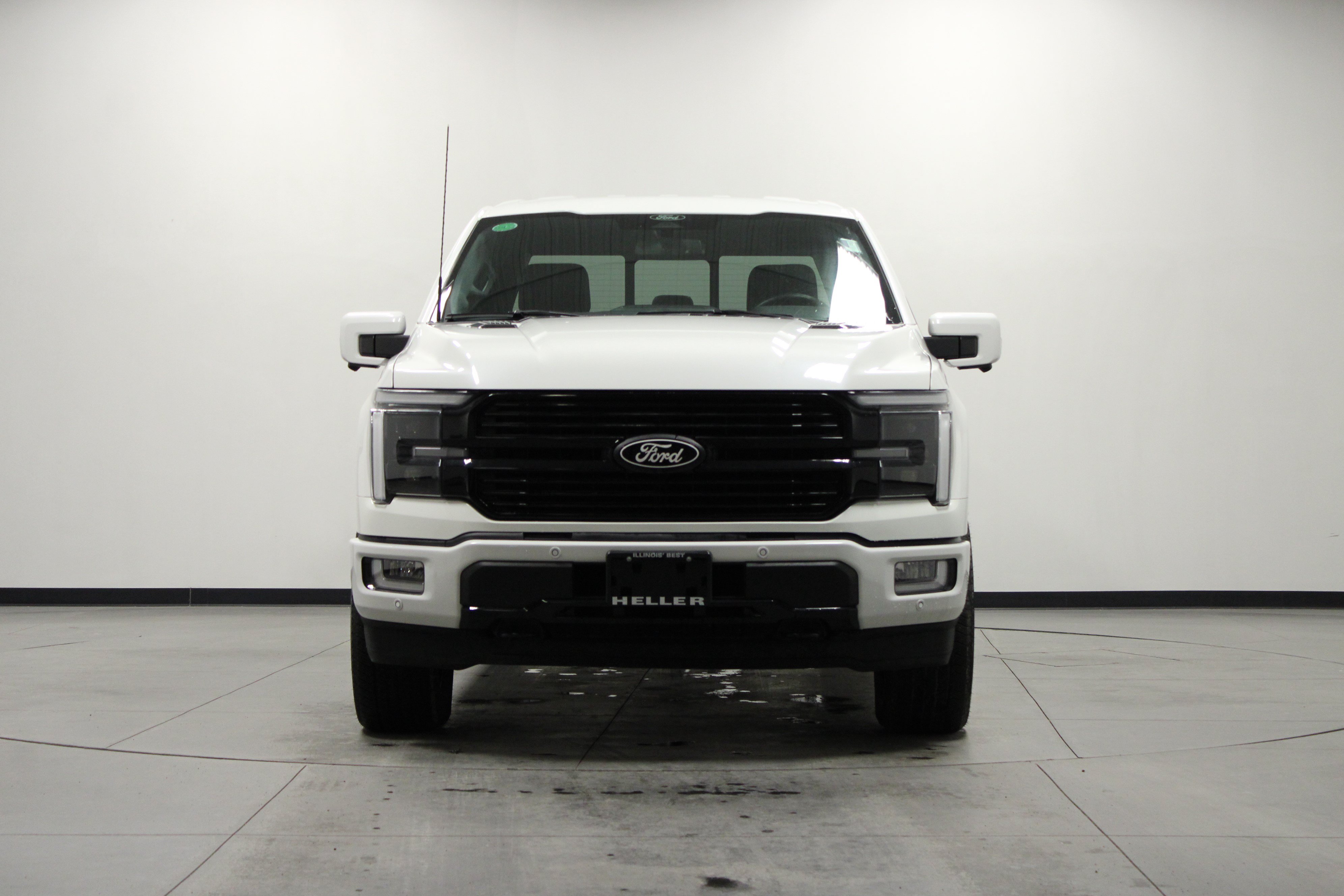 Used 2024 Ford F150 Platinum w/ FX4 Off-Road Package AWD/4WD image 9