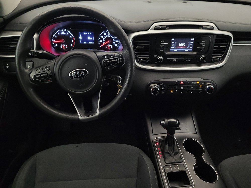 Used 2017 Kia Sorento AWD image 22