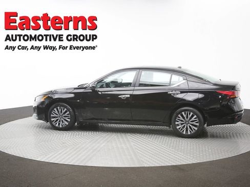 Used 2023 Nissan Altima 2.5 SV w/ SV Premium Package AWD/4WD image 62