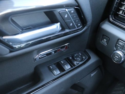 New 2026 GMC Sierra 1500 AT4 w/ AT4 Premium Package image 11