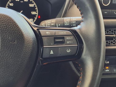 Used 2025 Honda HR-V Sport image 25