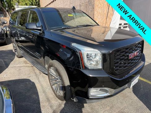 Used 2020 GMC Yukon XL Denali w/ Open Road Package AWD/4WD image 2