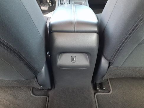 Used 2025 Nissan Sentra SV FWD image 14