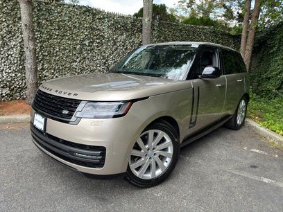 Used 2025 Land Rover Range Rover SE