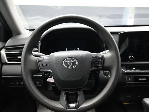 Used 2025 Toyota Camry LE FWD image 23