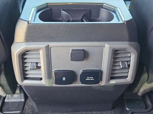 Used 2018 Ford F150 Raptor w/ Equipment Group 802A Luxury AWD/4WD image 18