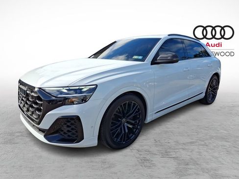 Certified 2025 Audi SQ8 Premium Plus AWD/4WD image 3