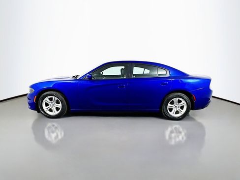 Used 2020 Dodge Charger SXT w/ Leather Interior Group RWD image 2