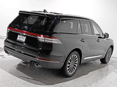Used 2020 Lincoln Aviator Reserve w/ Equipment Group 201A image 6