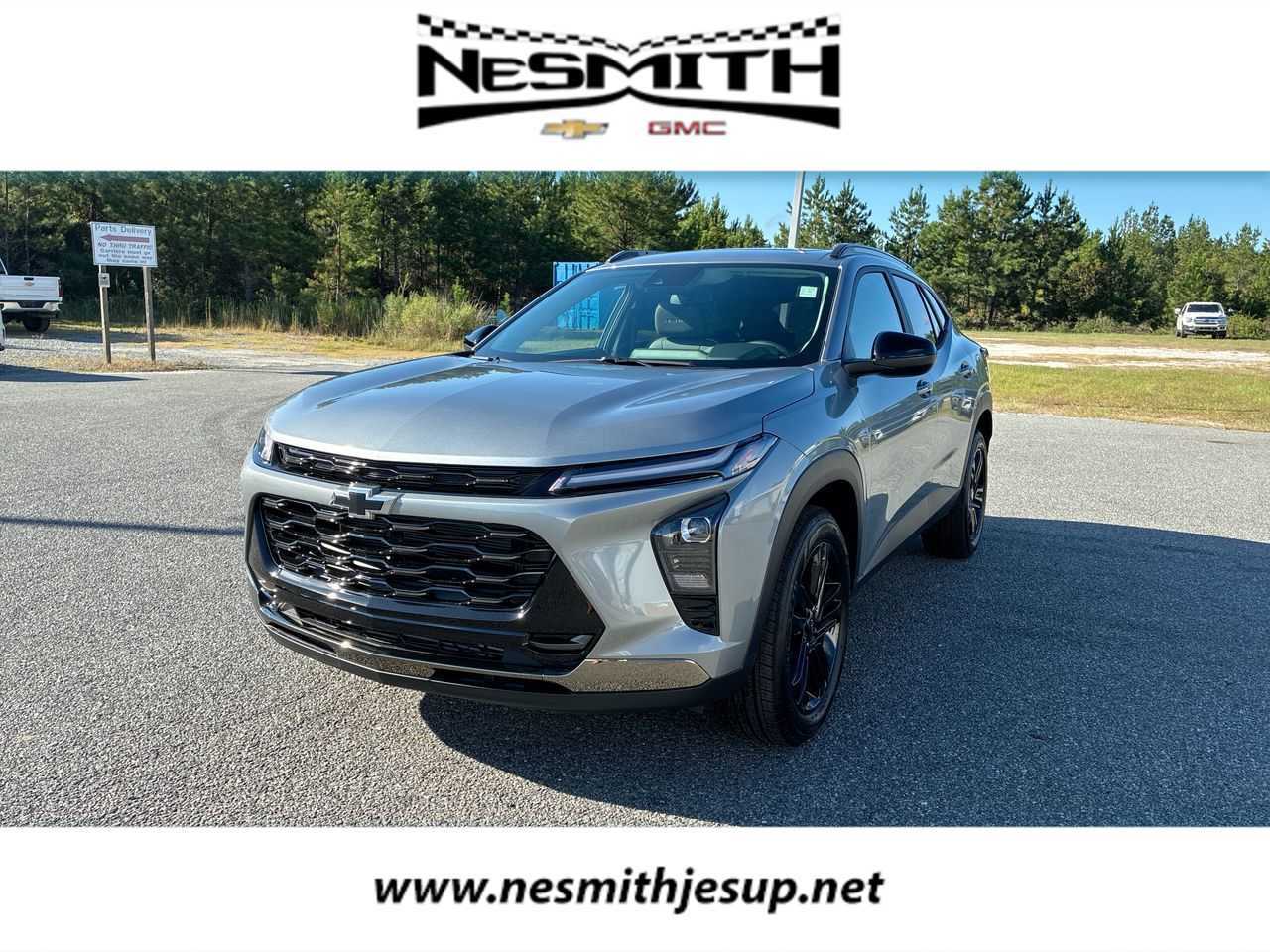 New 2026 Chevrolet Trax ACTIV w/ Sunroof Package FWD image 1