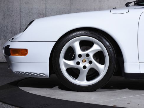 Used 1998 Porsche 911 Carrera S image 30