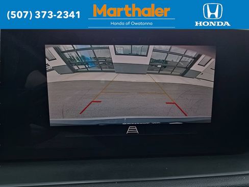 Used 2025 Buick Encore GX Preferred AWD/4WD image 27