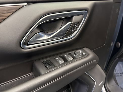 Used 2021 Chevrolet Tahoe LT image 11