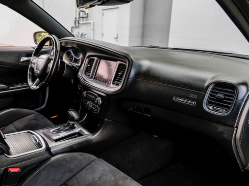 Used 2023 Dodge Charger R/T w/ Plus Group RWD image 21