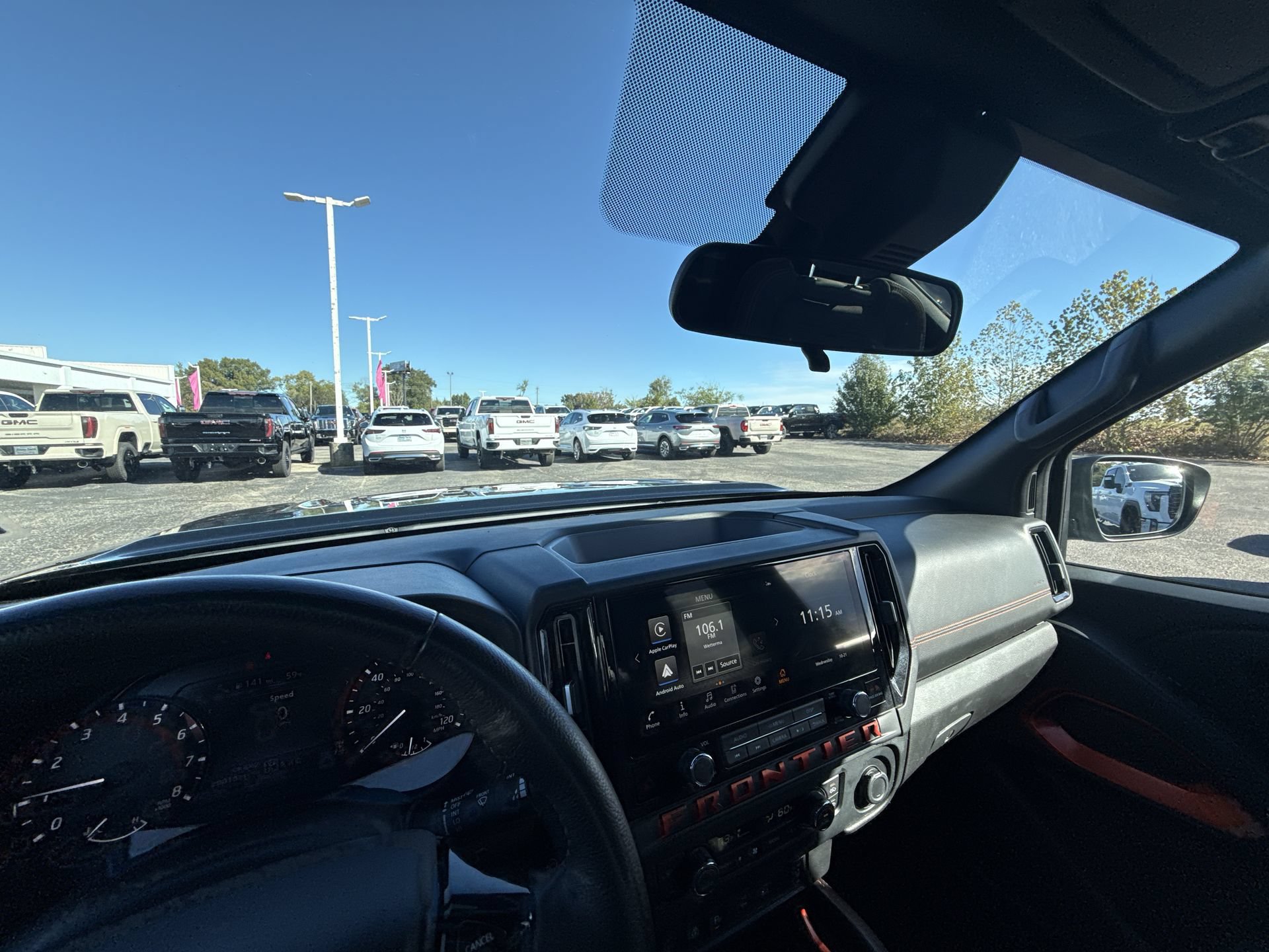 Used 2026 Nissan Frontier PRO-4X AWD/4WD image 10