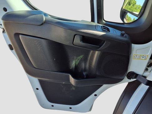 Used 2025 RAM ProMaster 3500 w/ Convenience Group FWD image 23