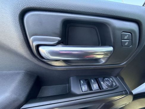 Certified 2025 GMC Sierra 1500 Pro w/ Pro Value Package image 30