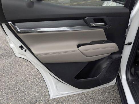 New 2026 GMC Terrain Elevation w/ LPO, Floor Liner Package image 29