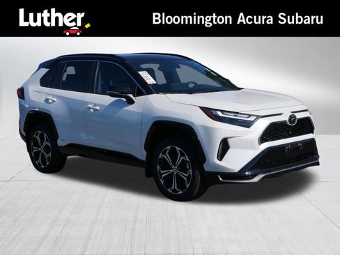 Used 2025 Toyota RAV4 XSE w/ Weather Package AWD/4WD image 1