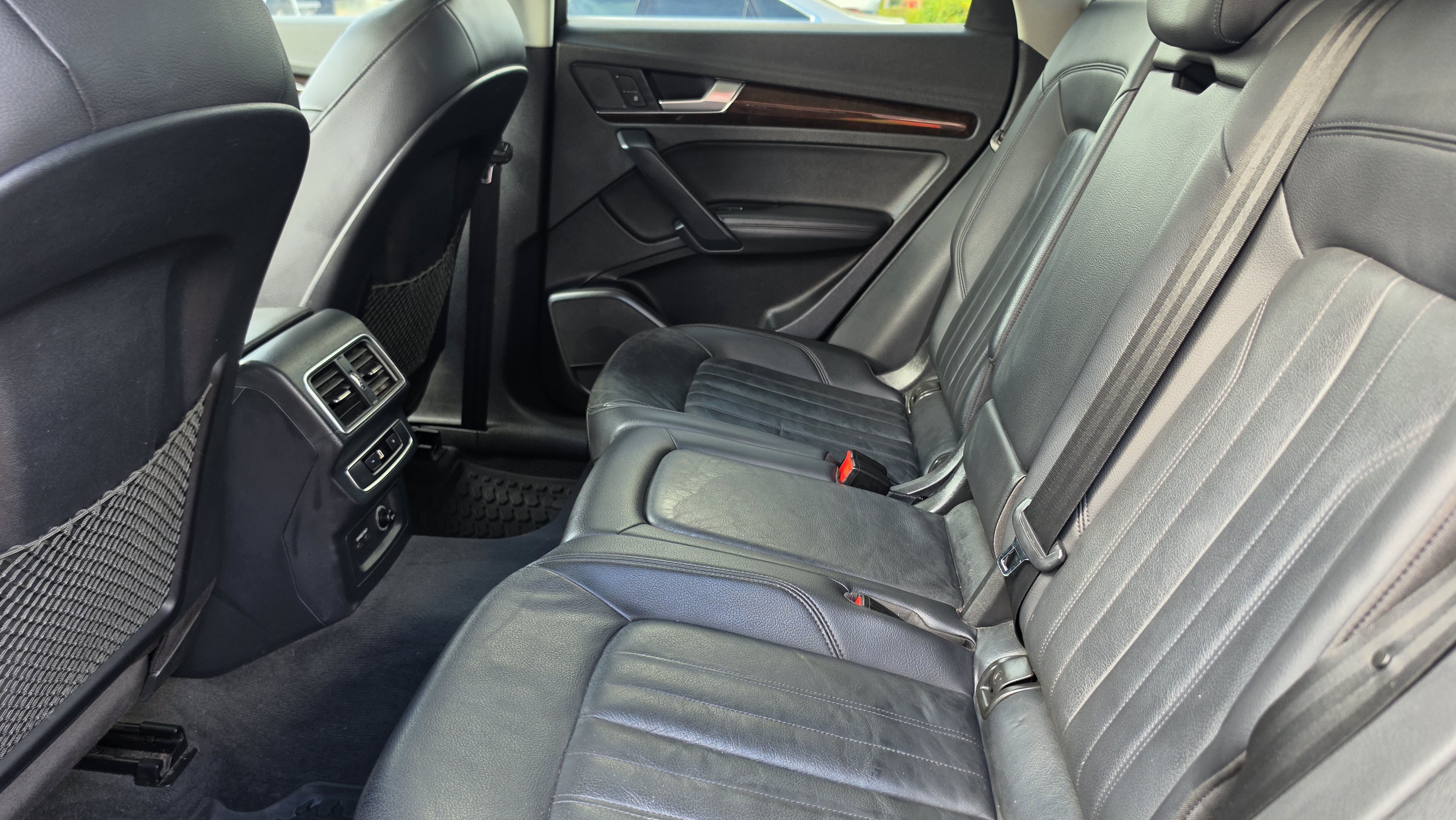 Used 2019 Audi Q5 2.0T Premium Plus w/ Premium Plus Package AWD/4WD image 21