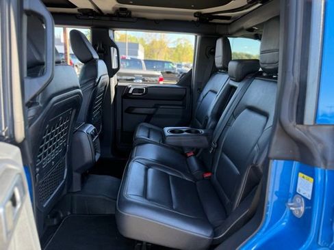 Used 2025 Ford Bronco Badlands AWD/4WD image 14