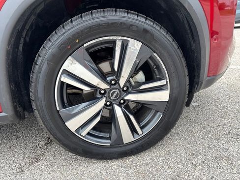 Used 2023 Nissan Rogue SL w/ SL Premium Package FWD image 32