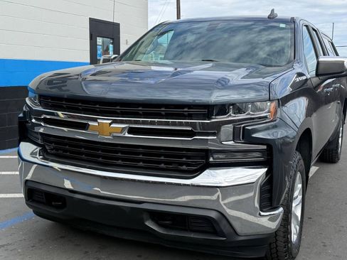 Used 2020 Chevrolet Silverado 1500 LT w/ Trailering Package AWD/4WD image 21