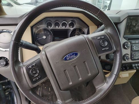 Used 2016 Ford F250 Lariat w/ Chrome Package image 11