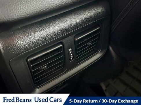 Used 2021 Toyota RAV4 XLE Premium image 26