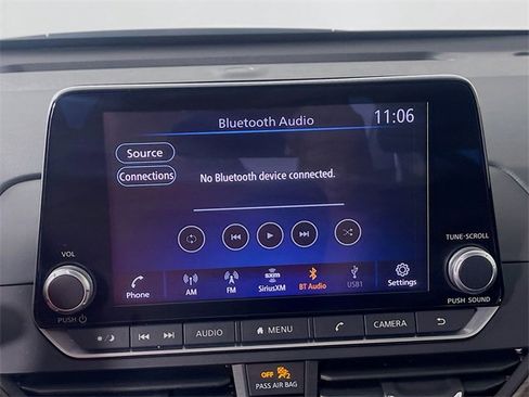 Used 2023 Nissan Altima 2.5 SV image 15