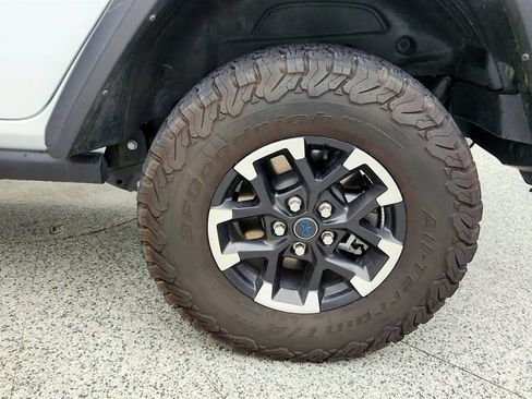 Used 2024 Jeep Wrangler Unlimited Rubicon 4xe AWD/4WD image 9