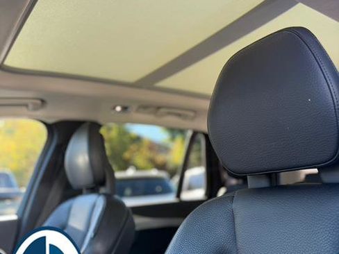 Used 2018 Volvo XC90 T6 Momentum w/ Convenience Package image 29