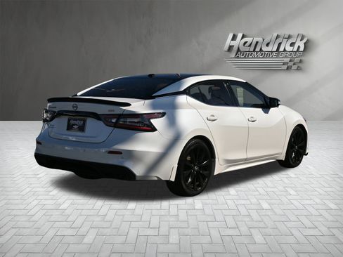 Used 2023 Nissan Maxima SR w/ Sport Mat Group image 10