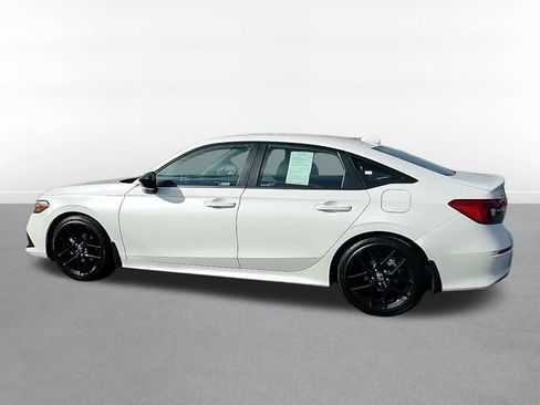 Used 2023 Honda Civic Sport image 5