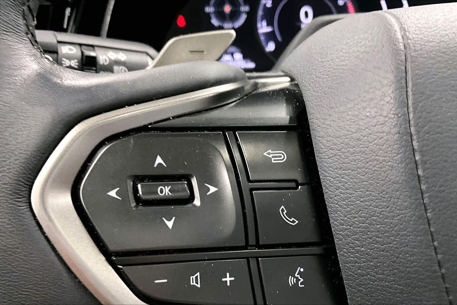 Used 2024 Lexus RX 350 Premium w/ Convenience Package FWD image 23