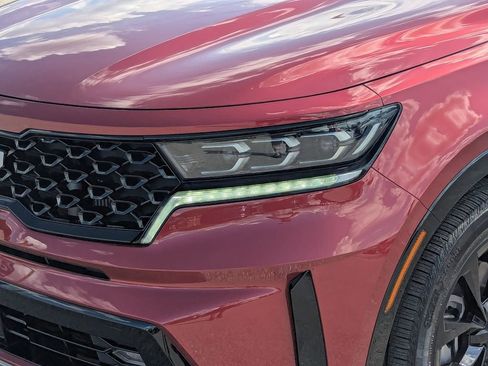 Used 2023 Kia Sorento SX image 6