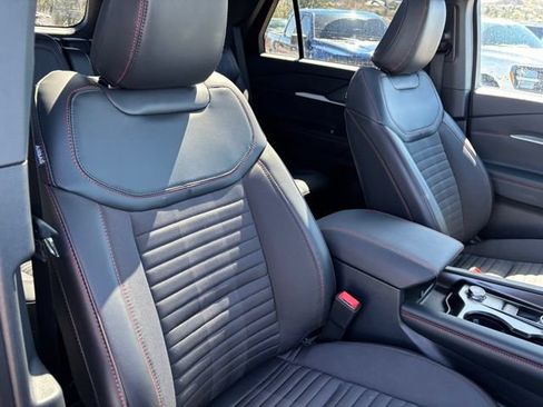 New 2026 Ford Explorer ST-Line w/ ST-Line Street Pack AWD/4WD image 25