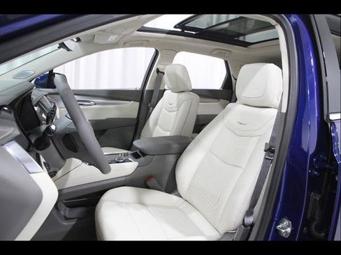 New 2026 Cadillac XT5 Premium Luxury w/ Driver Assist Package image 5