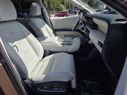 Used 2026 Hyundai Palisade Calligraphy FWD image 17