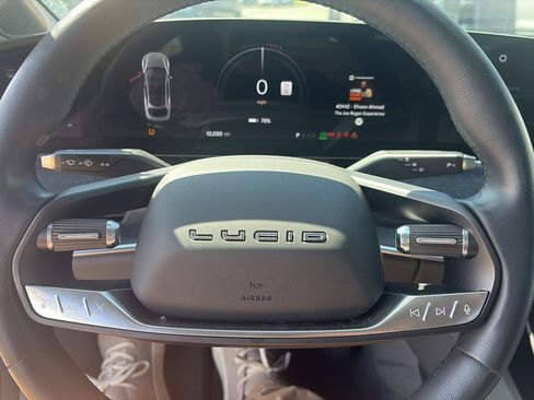 Used 2025 Lucid Air Touring AWD/4WD image 19