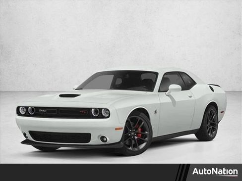 Used 2021 Dodge Challenger R/T Scat Pack w/ Shaker Package image 1