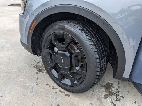 Certified 2024 Kia Sorento SX image 39