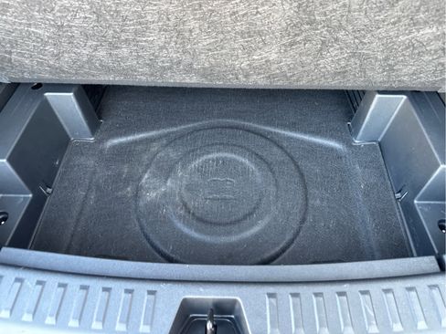 Used 2025 Chevrolet Equinox LT w/ Midnight Edition image 41