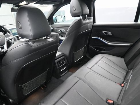 Used 2021 BMW 330i xDrive Sedan w/ Convenience Package image 32