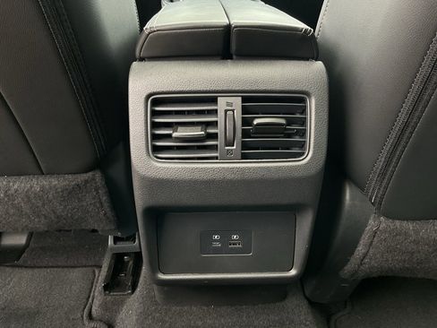 Used 2023 Nissan Rogue SL image 19