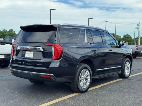 Certified 2023 GMC Yukon SLT w/ SLT Luxury Package AWD/4WD image 3