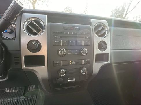Used 2014 Ford F150 XLT image 13