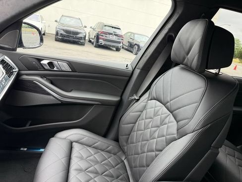 New 2027 BMW X7 xDrive40i w/ M Sport Package AWD/4WD image 29