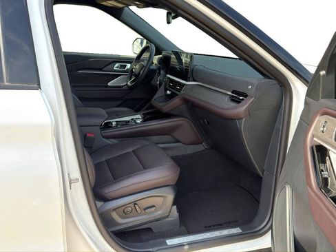 New 2026 Ford Explorer Platinum RWD image 7